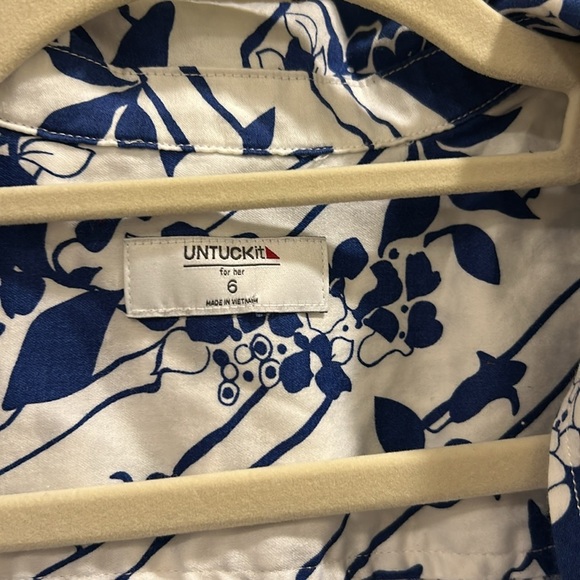 UNTUCKit Sally Floral Print Button Front Tie Waist Dress - Picture 7 of 8